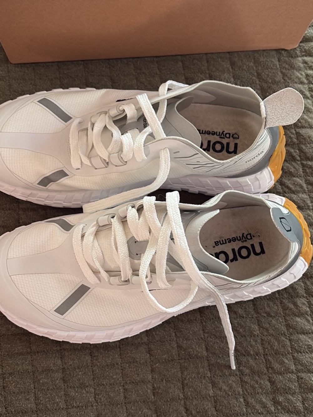 Norda Women's running shoes - Picture 3 of 3